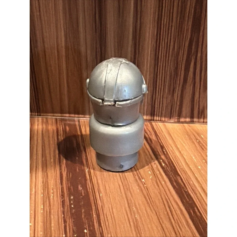 Vintage Fisher Price little people gray/silver Knight for Castle